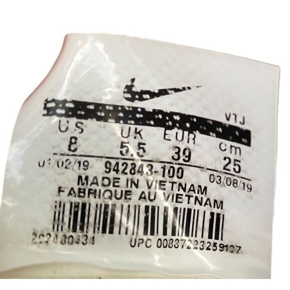 Nike Air Vapormax FlyKnit 2 Women's size 8 triple White Pure Running Shoes - Picture 11 of 12